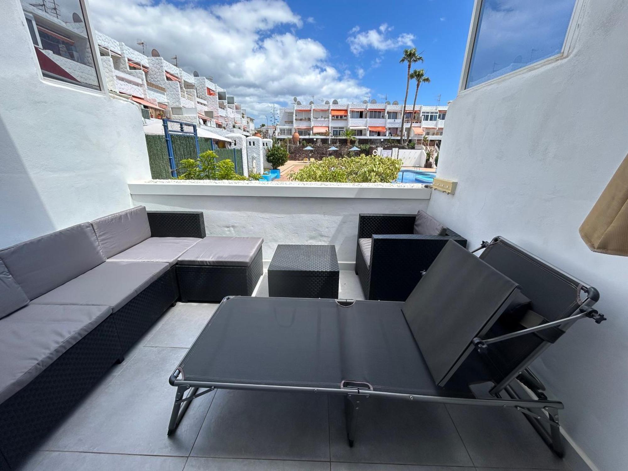 Sunny Apt With Terrace Coastal Area South Arona Arona  Exterior photo
